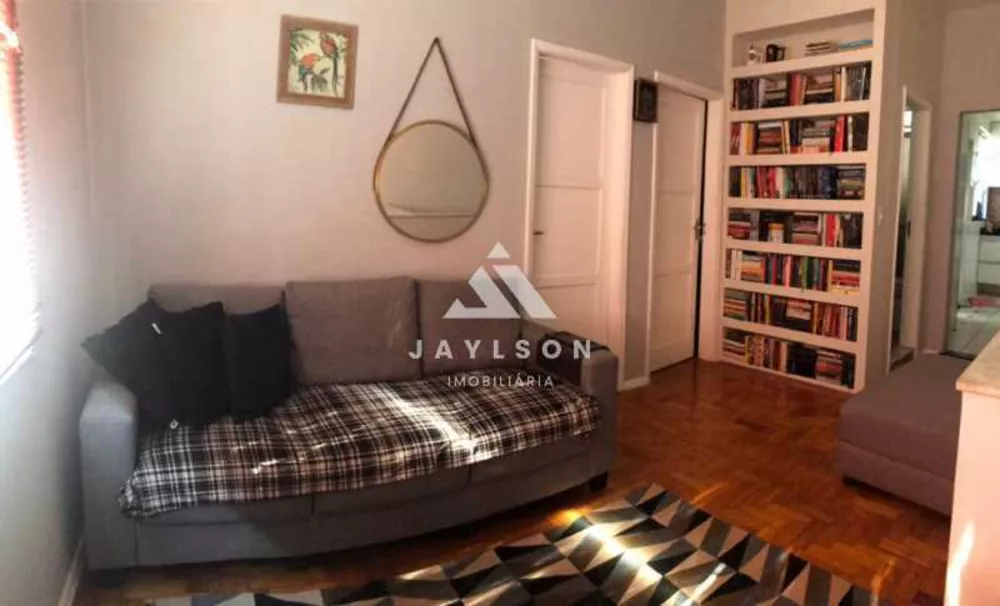 Apartamento à venda com 3 quartos, 104m² - Foto 1