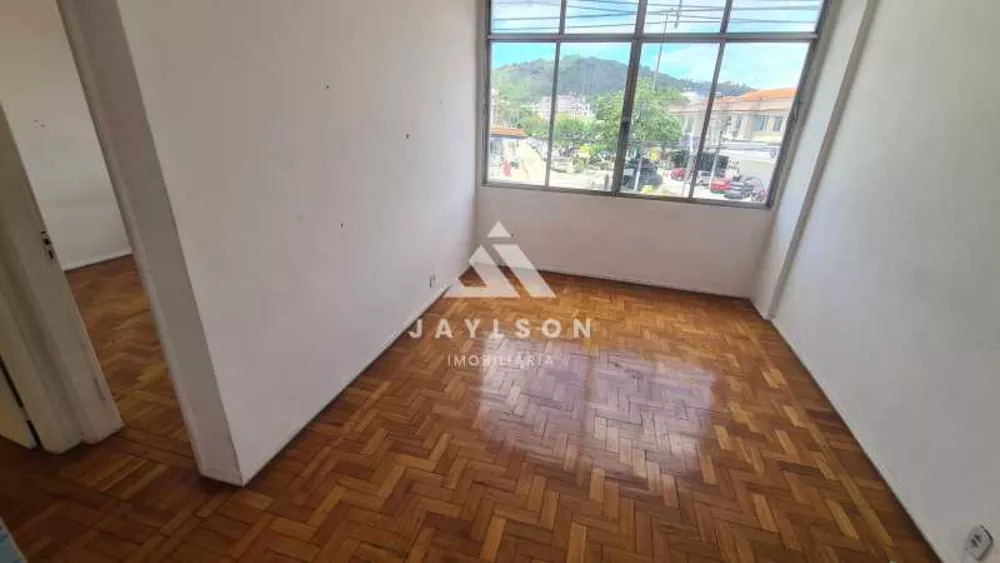 Apartamento à venda com 2 quartos, 80m² - Foto 3