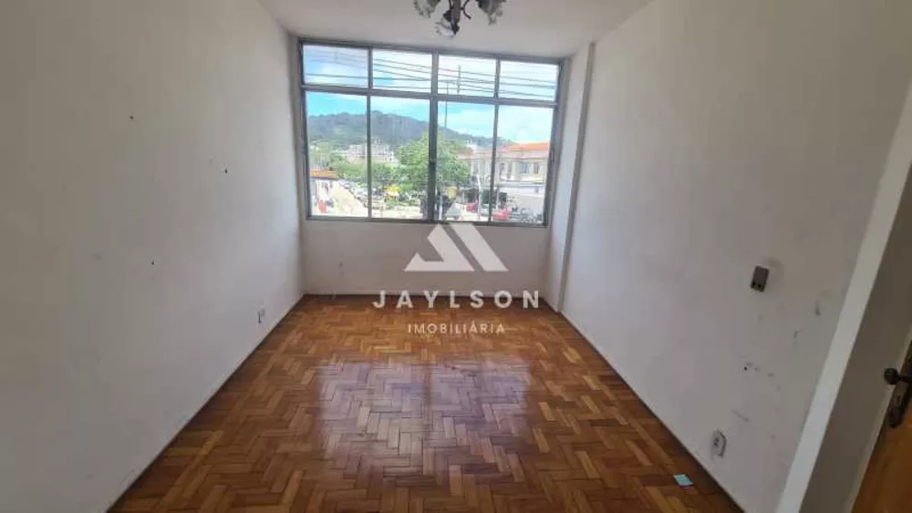 Apartamento à venda com 2 quartos, 80m² - Foto 9