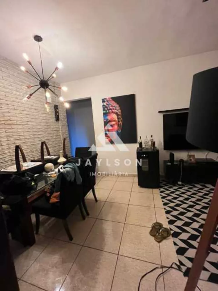 Apartamento à venda com 2 quartos, 60m² - Foto 2