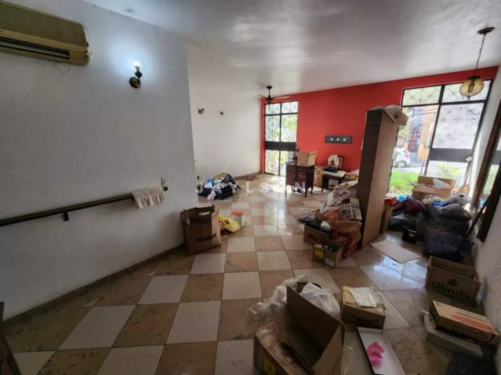 Casa à venda com 3 quartos, 250m² - Foto 3