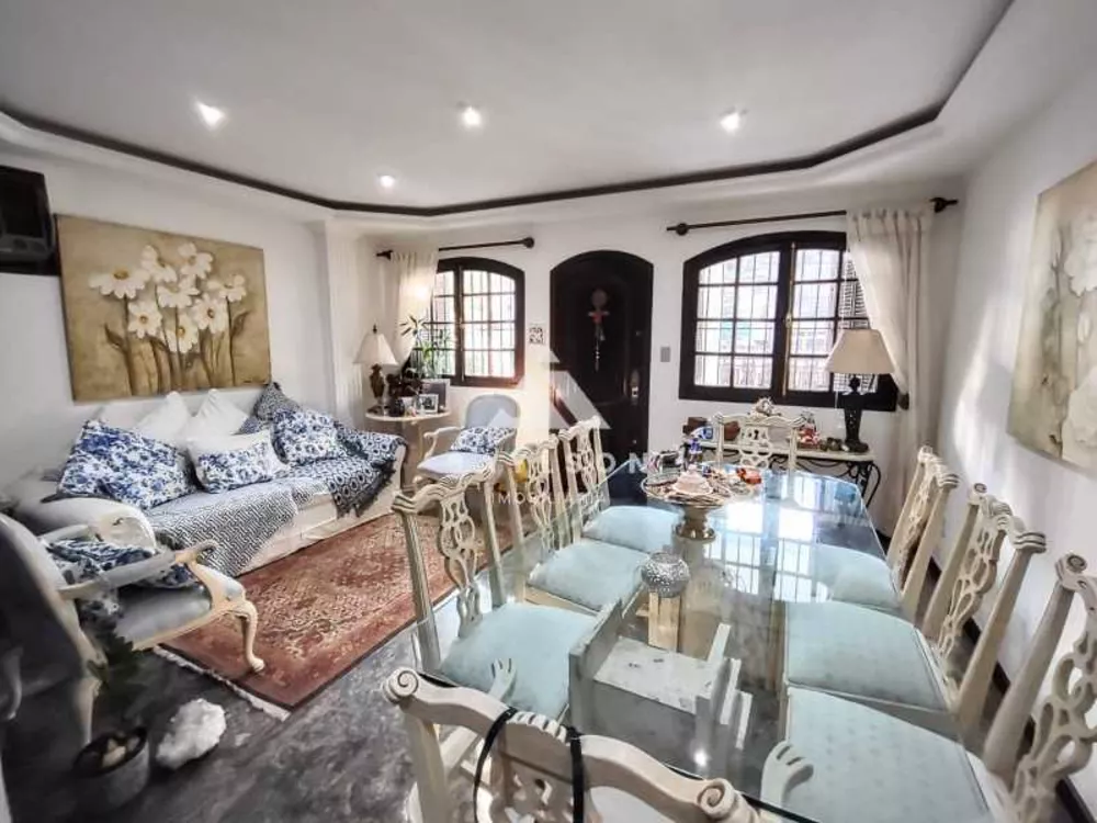 Casa à venda com 5 quartos, 171m² - Foto 1