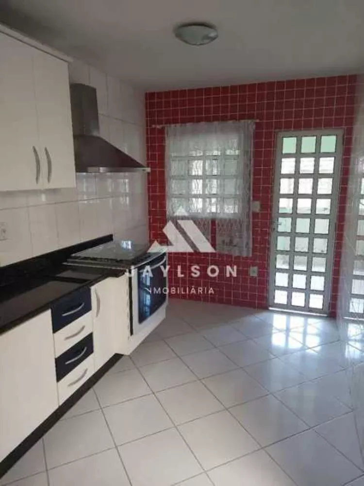 Casa, 4 quartos, 285 m² - Foto 2