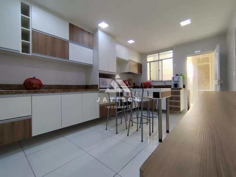 Casa, 6 quartos, 185 m² - Foto 28