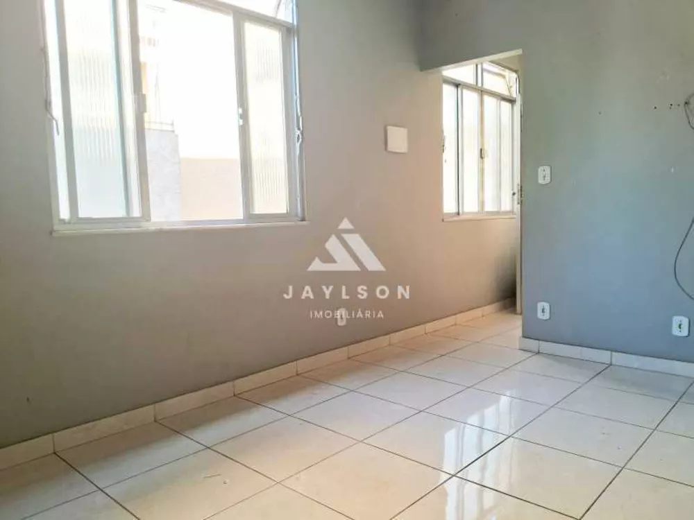 Apartamento à venda com 2 quartos, 100m² - Foto 5