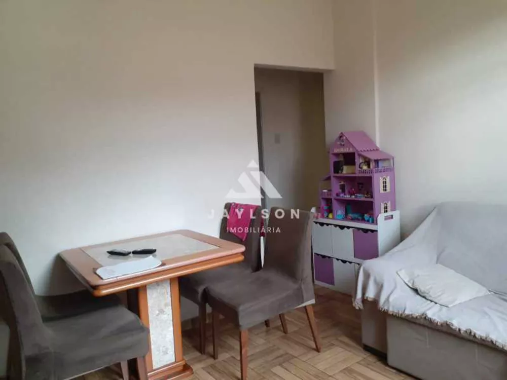 Apartamento à venda com 2 quartos, 67m² - Foto 4