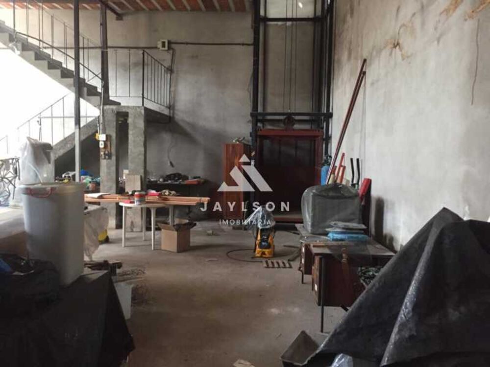 Depósito-Galpão-Armazém à venda com 7 quartos, 552m² - Foto 2