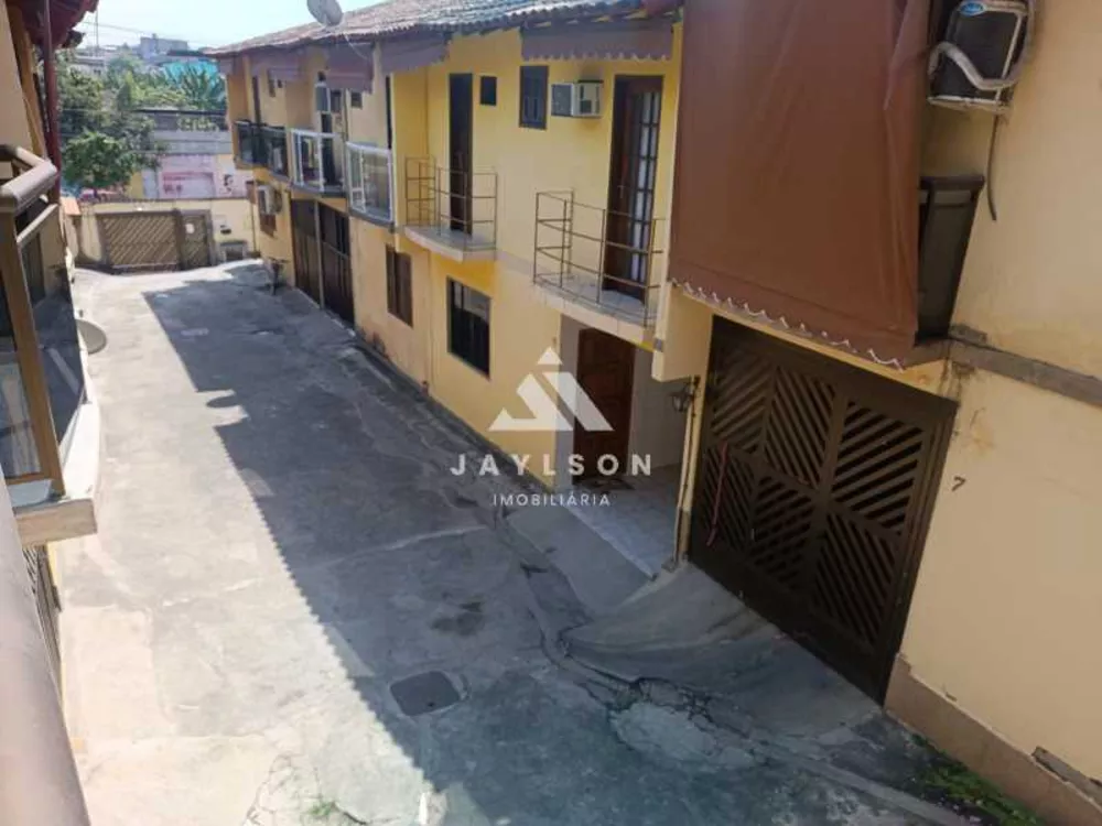 Casa de Condomínio à venda e aluguel com 2 quartos, 63m² - Foto 2