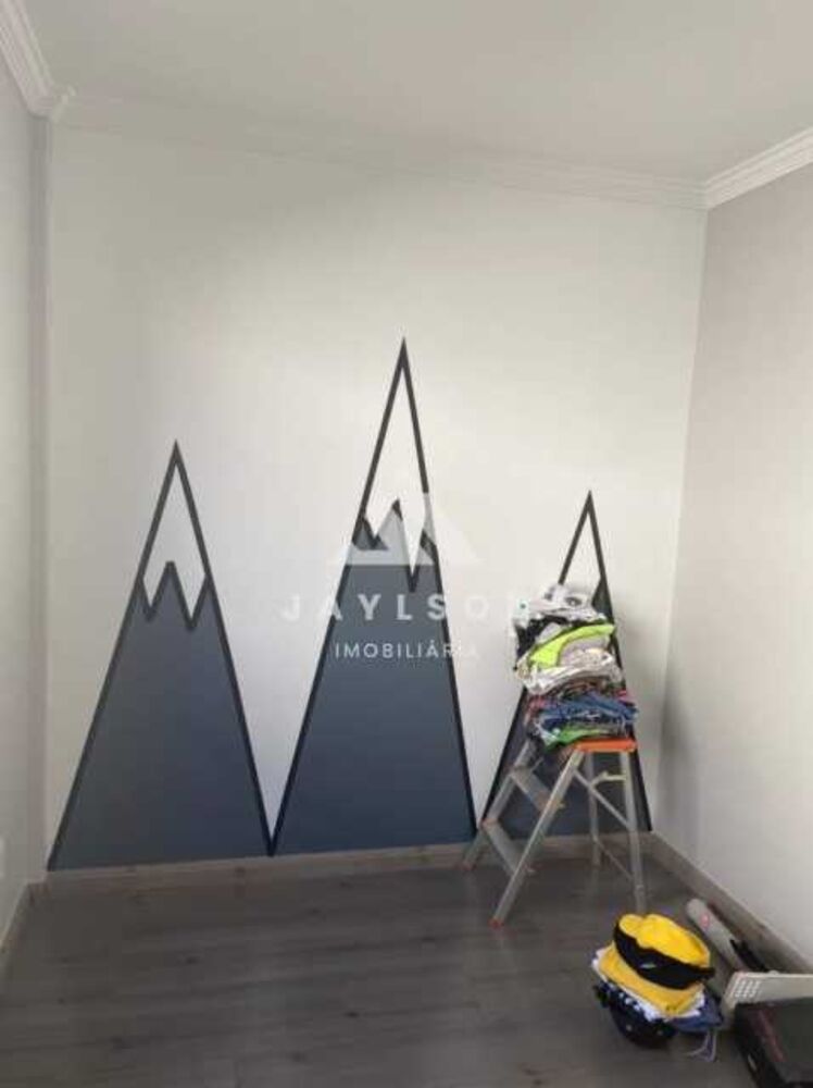 Casa à venda com 2 quartos, 65m² - Foto 3