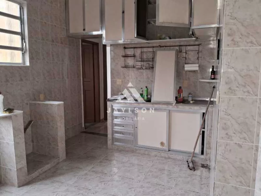 Apartamento à venda com 2 quartos, 62m² - Foto 11