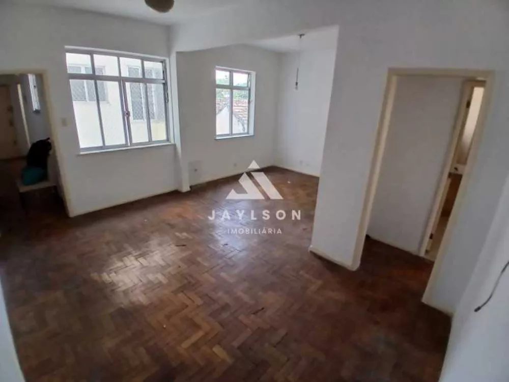 Apartamento à venda com 2 quartos, 102m² - Foto 2