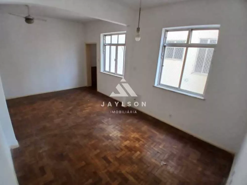 Apartamento à venda com 2 quartos, 102m² - Foto 4