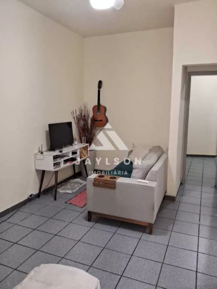 Apartamento à venda com 1 quarto, 48m² - Foto 2