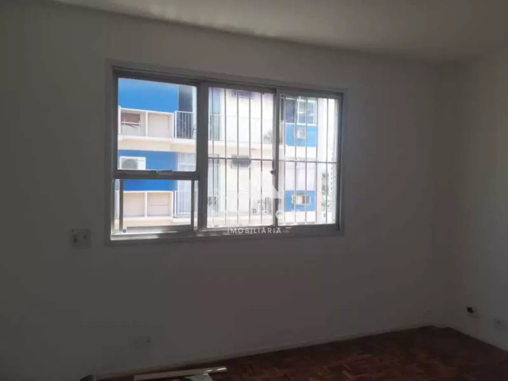 Apartamento à venda com 2 quartos, 72m² - Foto 4