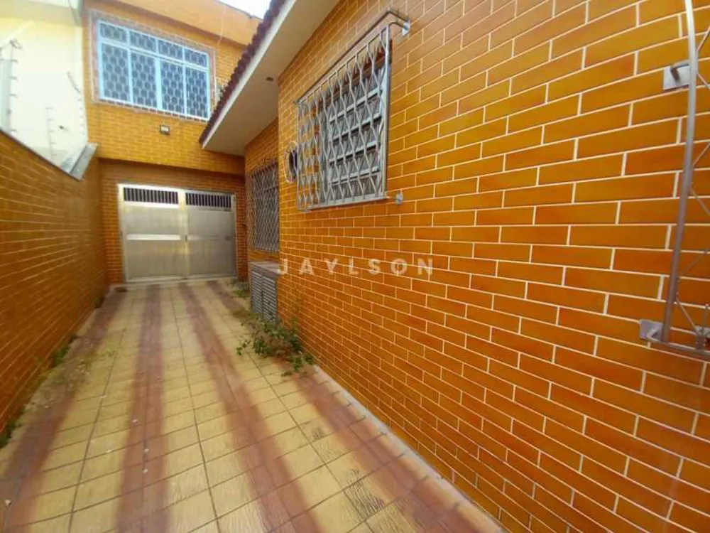 Casa, 4 quartos, 218 m² - Foto 24