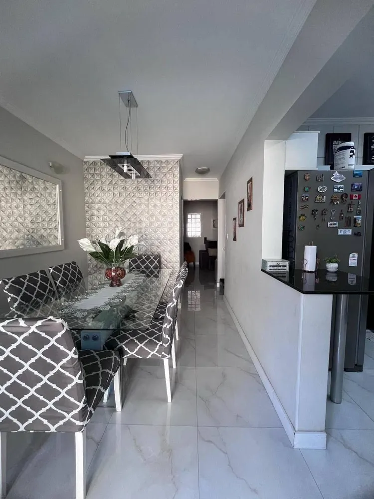 Casa, 3 quartos, 170 m² - Foto 2