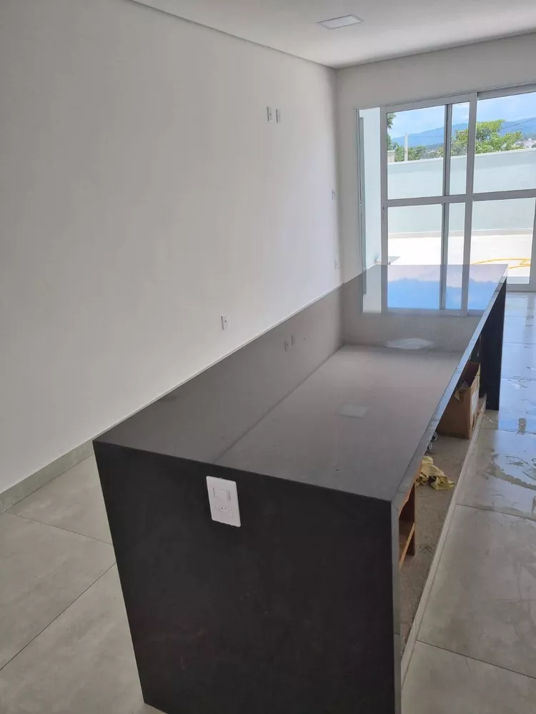 Casa à venda com 3 quartos, 165m² - Foto 6