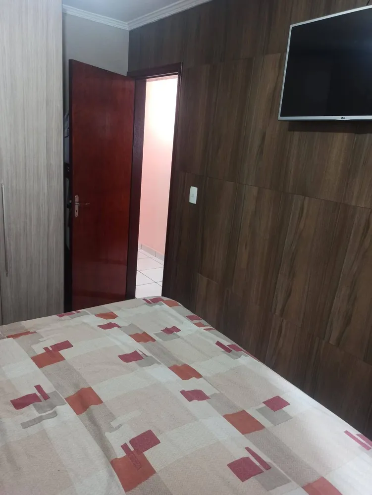 Casa, 3 quartos, 141 m² - Foto 2