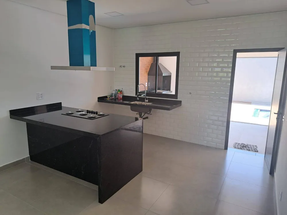 Casa, 4 quartos, 200 m² - Foto 1