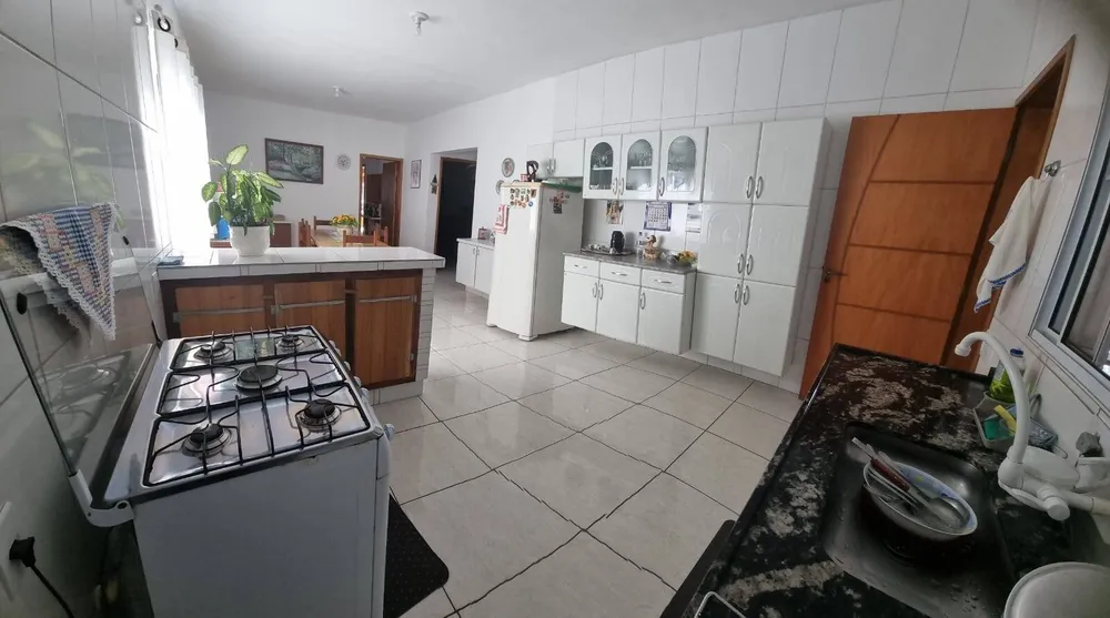 Casa, 3 quartos, 200 m² - Foto 2