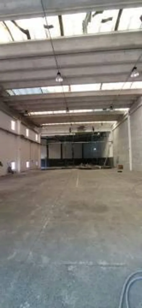 Depósito-Galpão, 647 m² - Foto 1