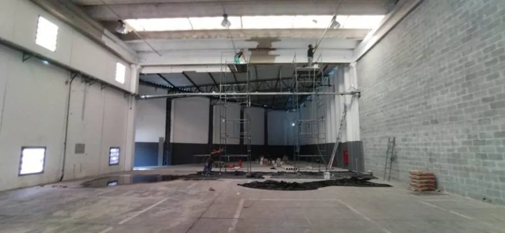 Depósito-Galpão, 647 m² - Foto 2