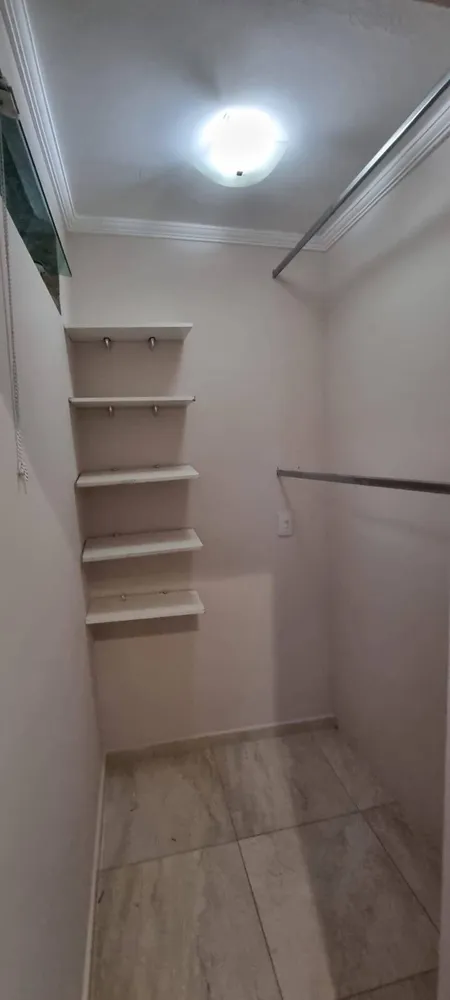 Casa, 3 quartos, 230 m² - Foto 2