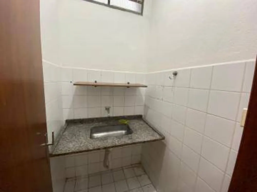 Depósito-Galpão, 243 m² - Foto 8