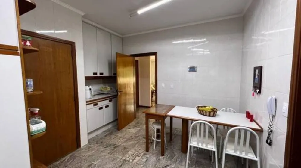 Apartamento, 3 quartos, 167 m² - Foto 2