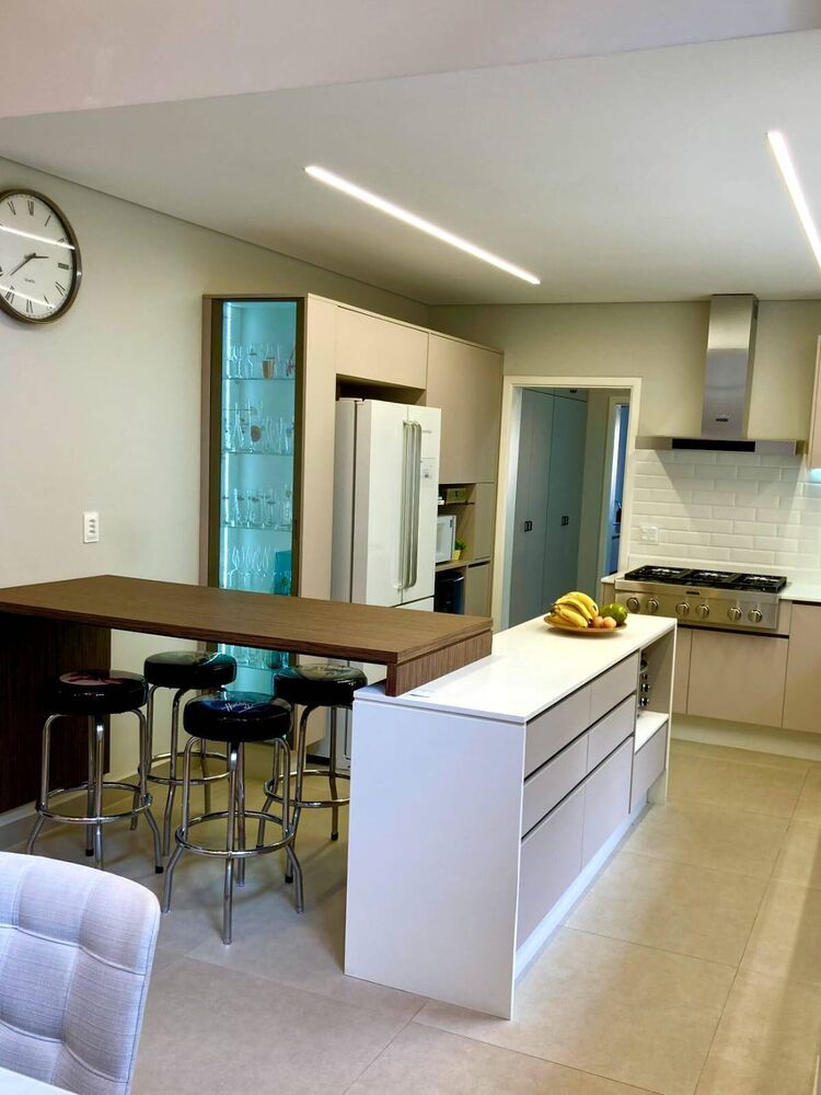 Casa de Condomínio à venda e aluguel com 4 quartos, 350m² - Foto 6