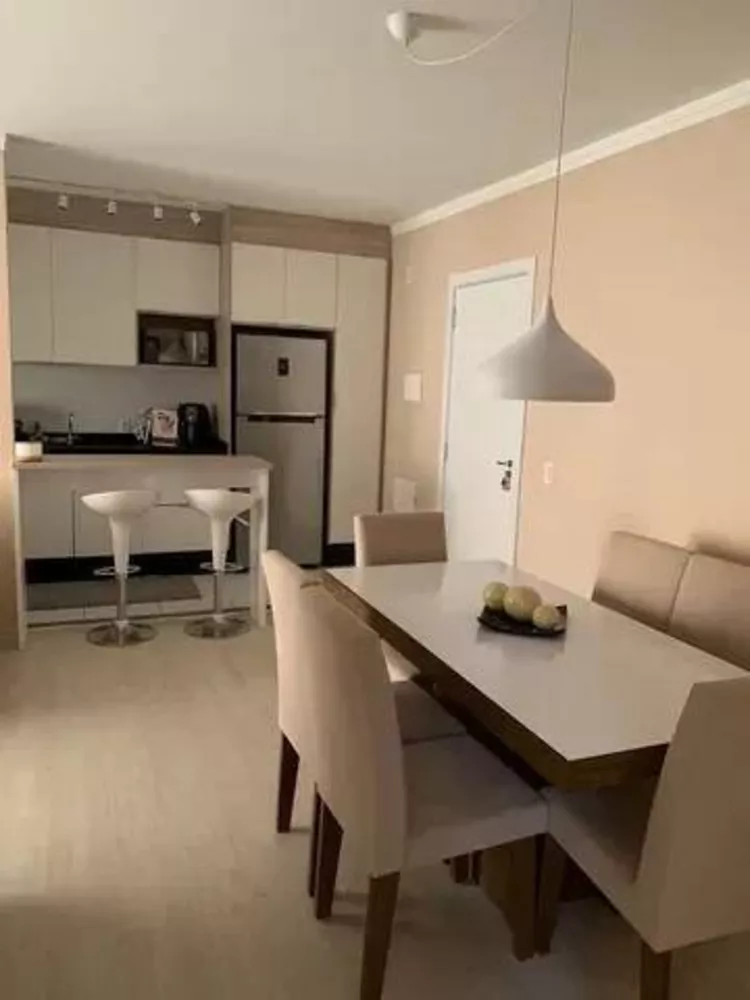 Apartamento à venda com 2 quartos, 68m² - Foto 4