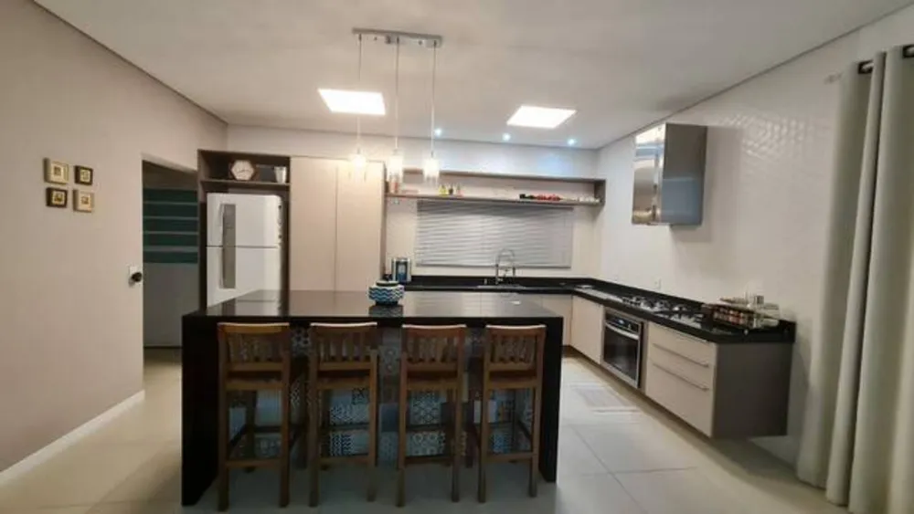 Depósito-Galpão, 134 m² - Foto 2