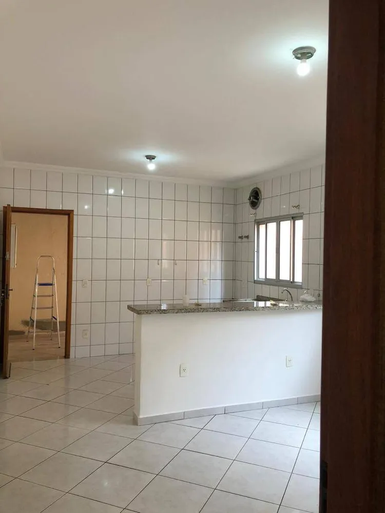 Depósito-Galpão, 170 m² - Foto 1