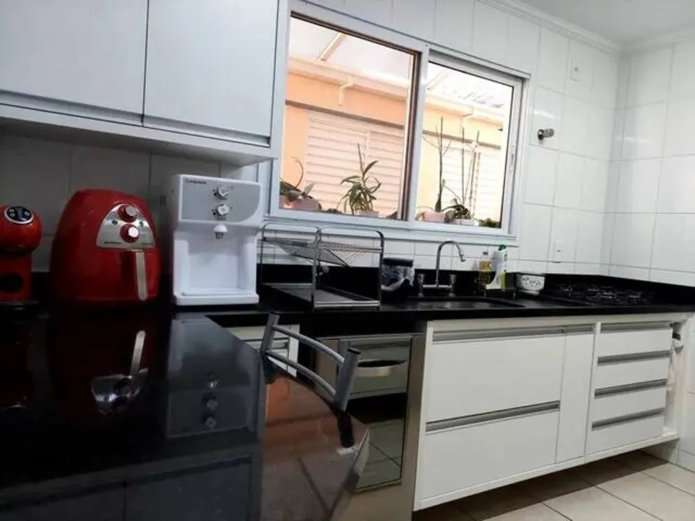 Casa, 3 quartos, 183 m² - Foto 1