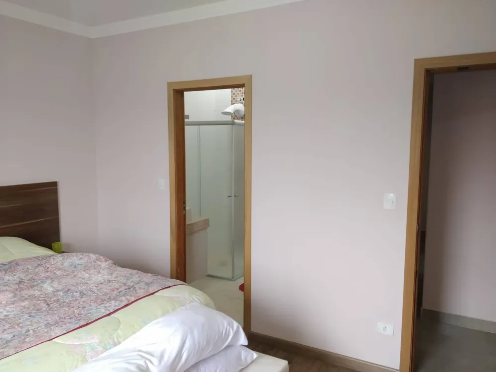 Casa, 4 quartos, 327 m² - Foto 2