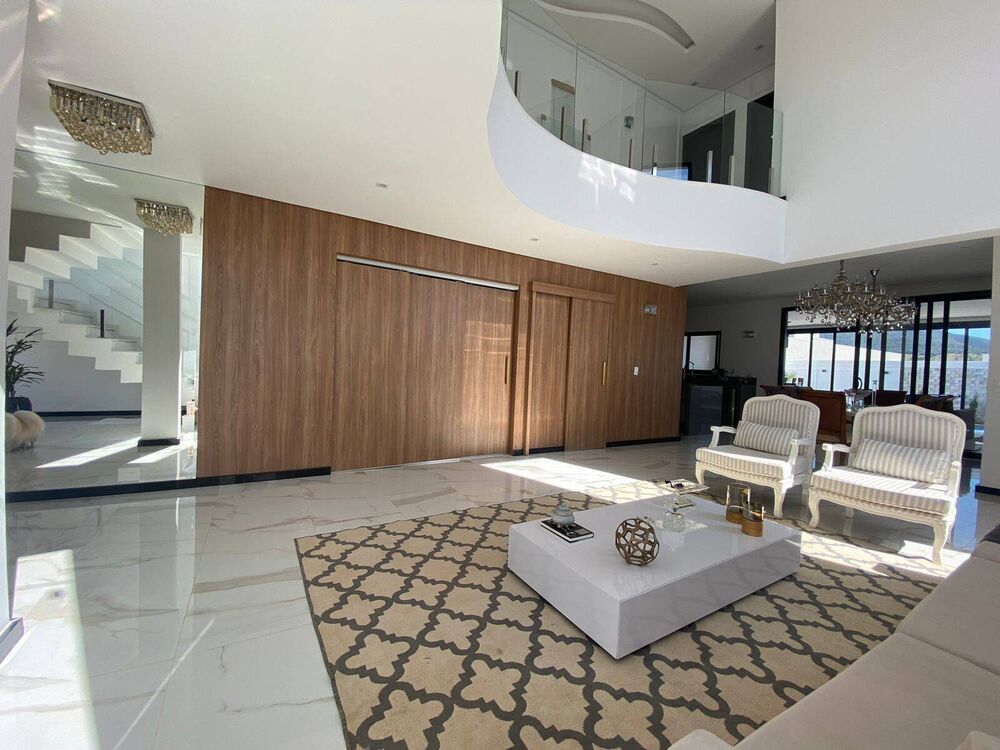 Casa de Condomínio à venda com 3 quartos, 315m² - Foto 3