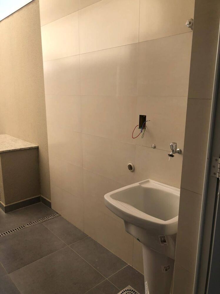Casa à venda com 3 quartos, 76m² - Foto 7