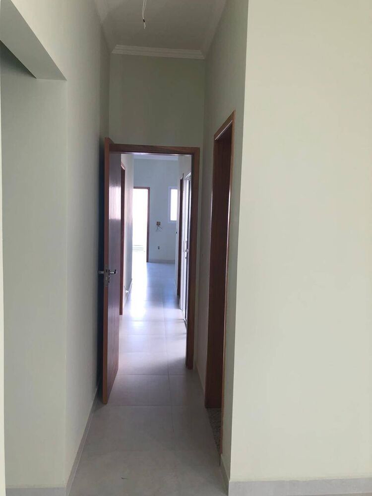 Casa à venda com 3 quartos, 76m² - Foto 4