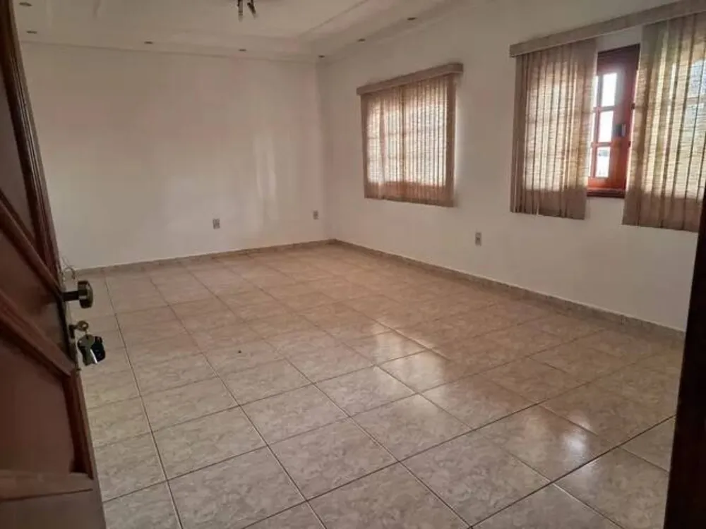 Casa, 3 quartos, 236 m² - Foto 3