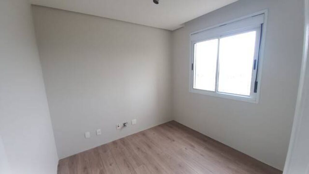 Apartamento à venda com 2 quartos, 83m² - Foto 4