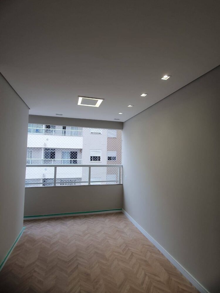 Apartamento à venda com 2 quartos, 46m² - Foto 2