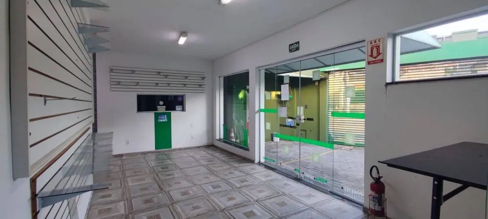 Casa, 2 quartos, 318 m² - Foto 1