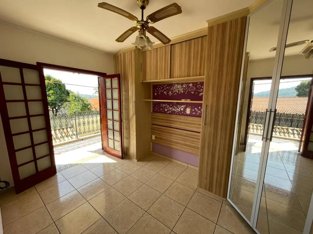 Casa, 3 quartos, 245 m² - Foto 3