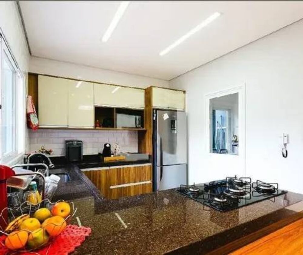 Casa à venda com 3 quartos, 171m² - Foto 2
