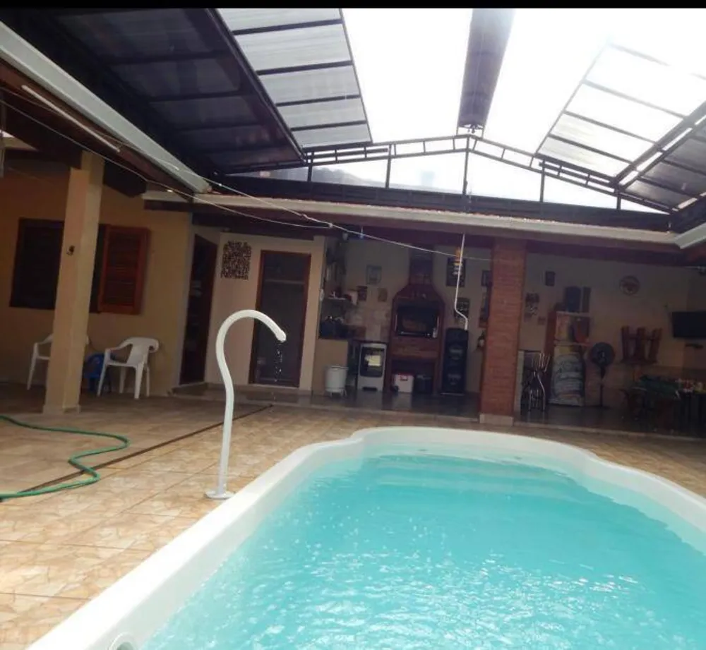 Casa, 4 quartos, 281 m² - Foto 1