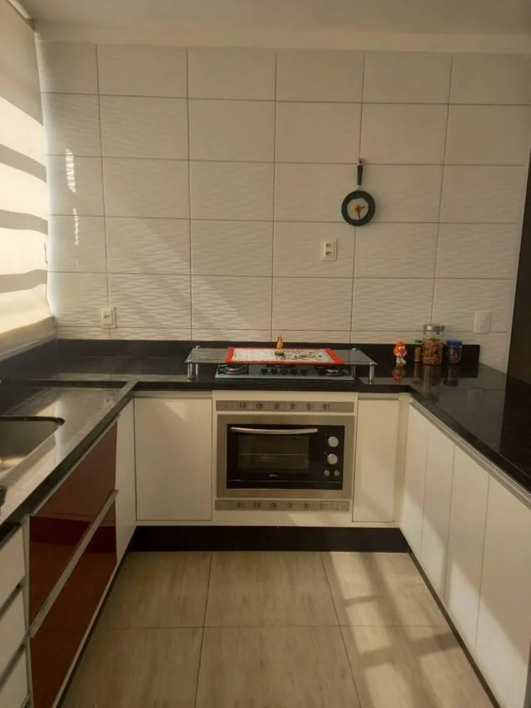 Apartamento, 3 quartos, 200 m² - Foto 2