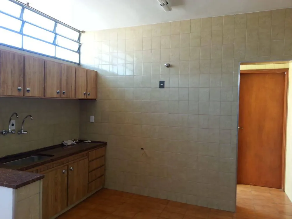 Casa, 4 quartos, 153 m² - Foto 1