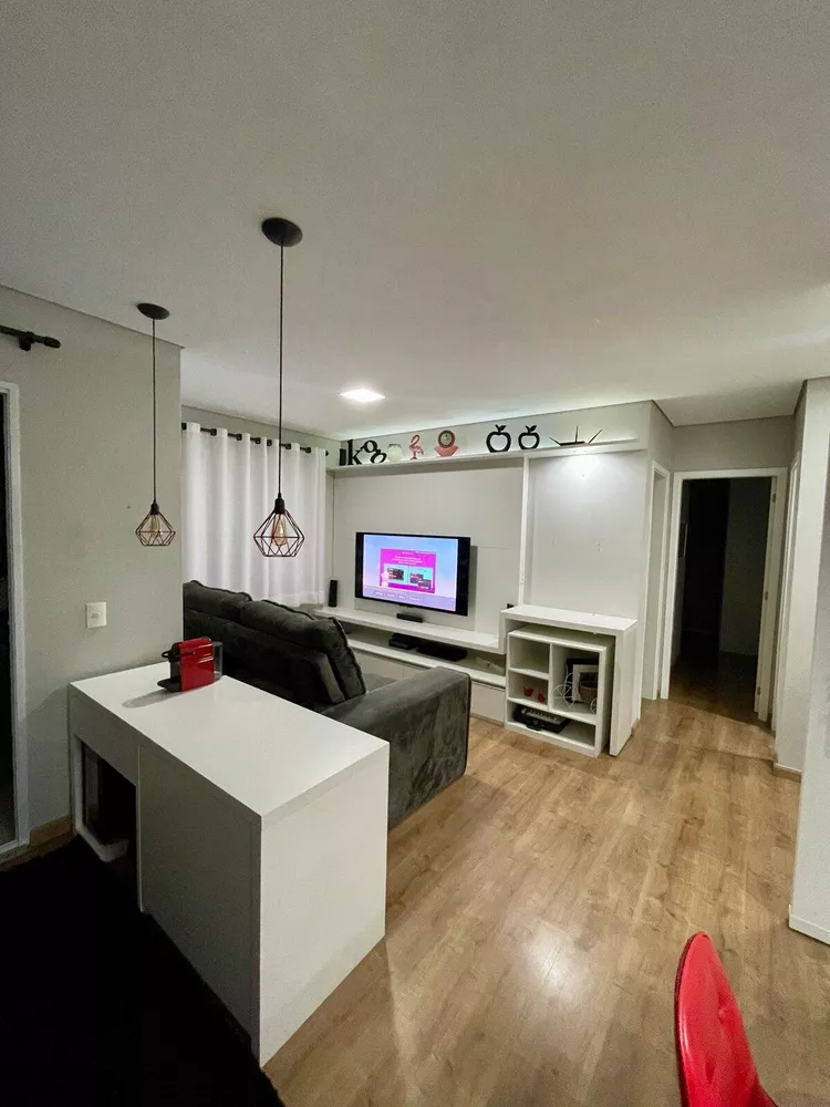 Apartamento à venda com 3 quartos, 76m² - Foto 1