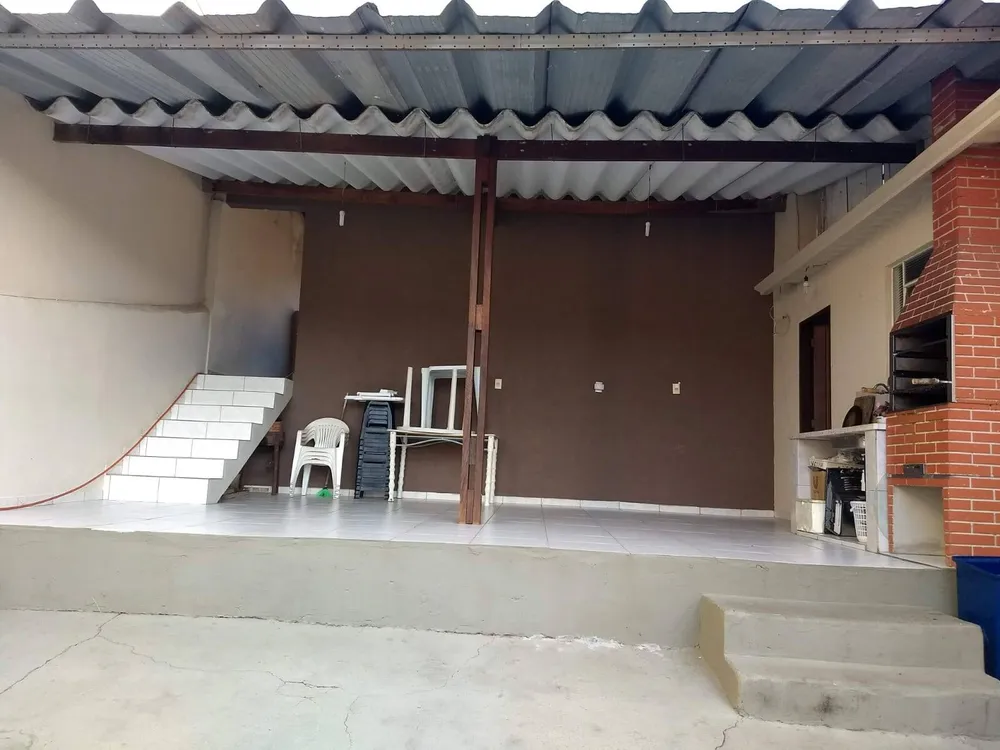 Casa, 3 quartos, 191 m² - Foto 1