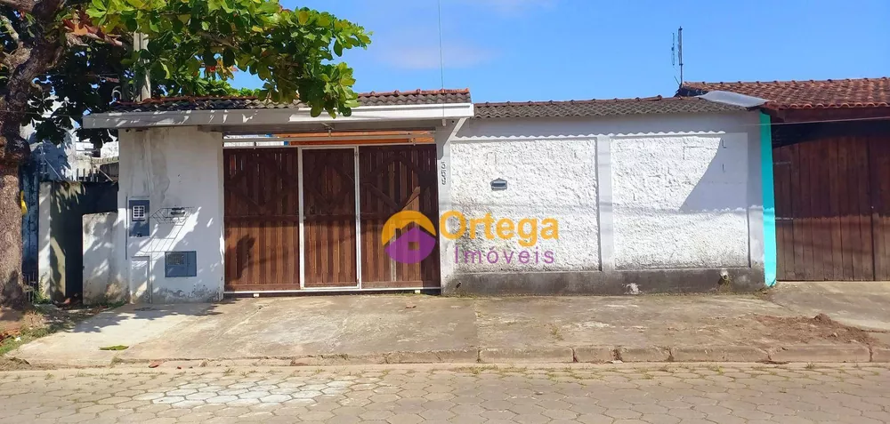 Casa à venda com 3 quartos, 165m² - Foto 1